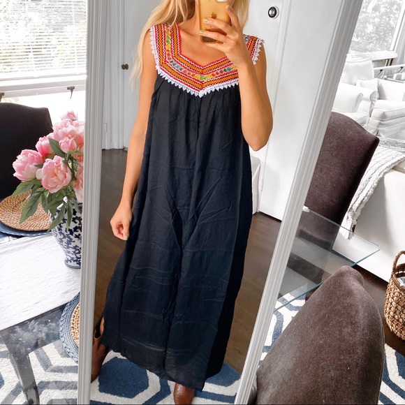 🖤 BOHO BLACK MULTI EMBROIDERED MAXI DRESS! - Picture 4 of 9